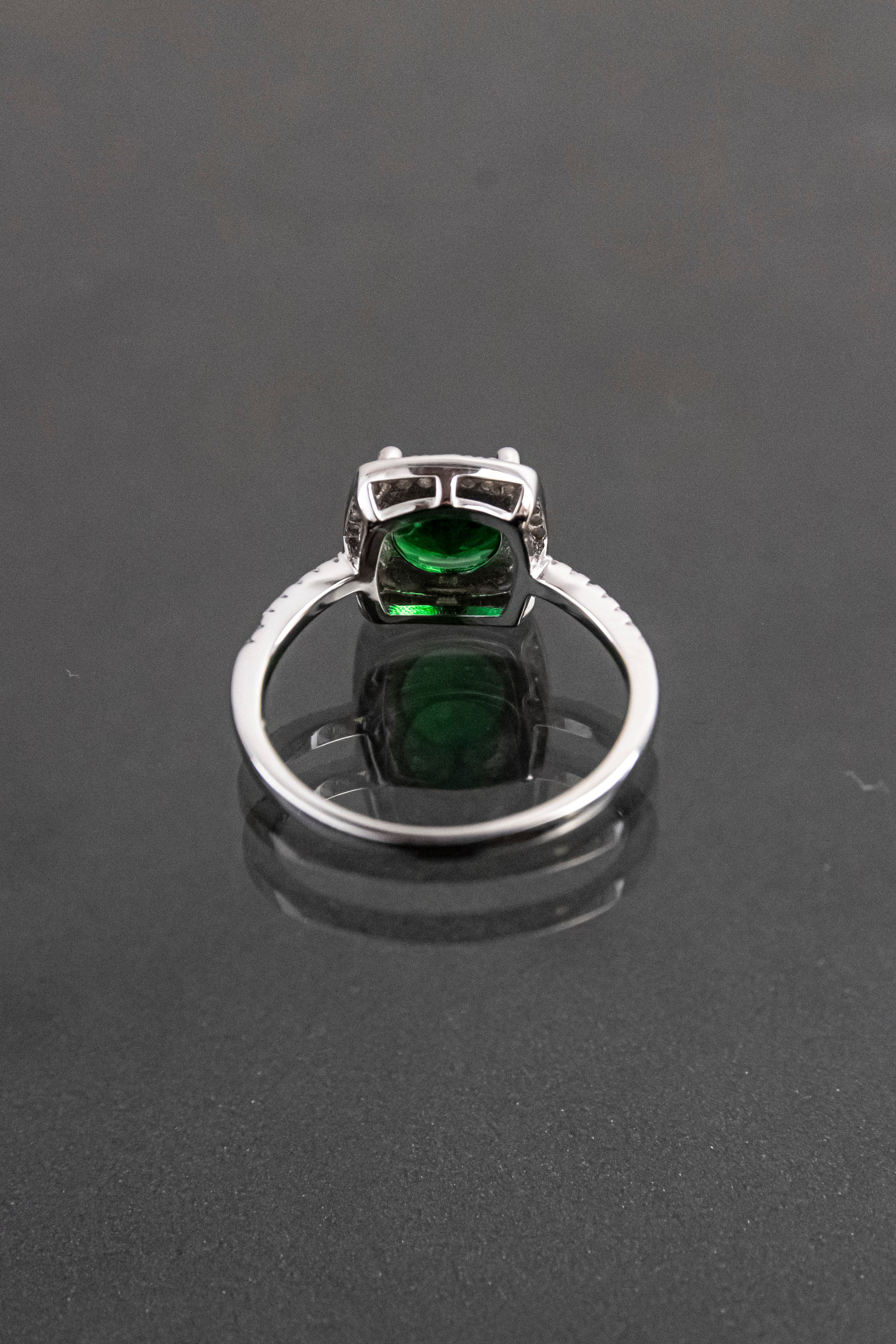 Anillo De Plata Turca Con Piedra Natural Verde Esmeralda De Laboratorio