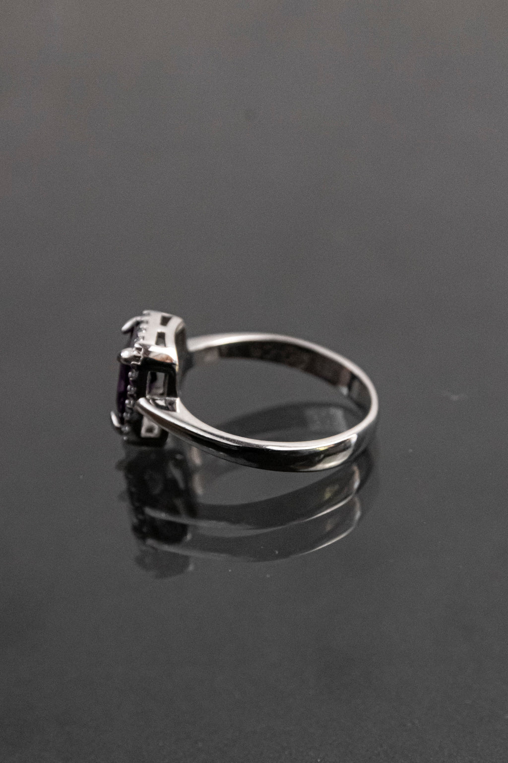 Anillo De Plata Turca Con Piedra Natural Violeta De Laboratorio