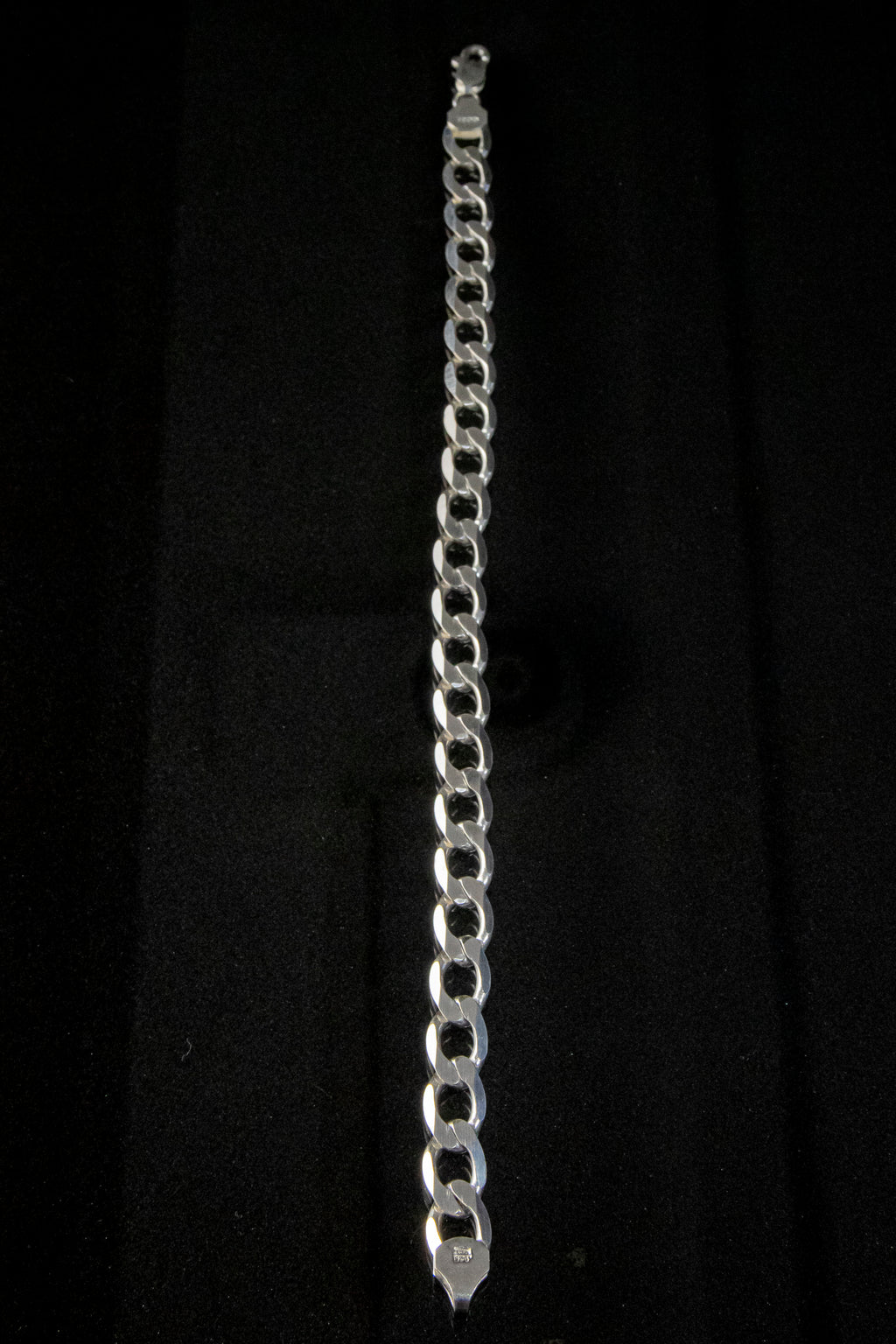 Pulso de Plata Esterlina, eslabón Barbado Abierto 8.5mm x 23cm
